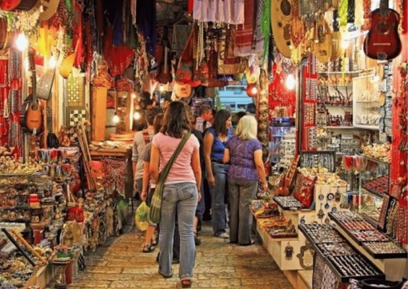 Vibrant Markets of Mumbai (2 Hours Guided Walking Tour) - Key Points