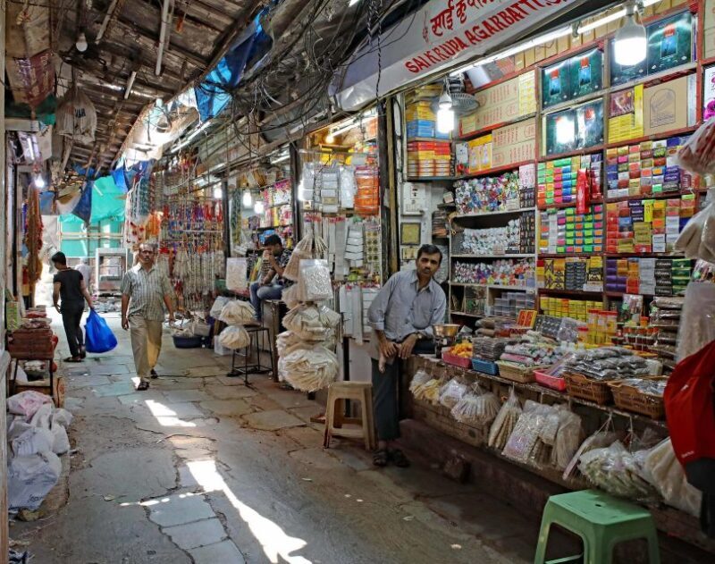 Vibrant Markets of Mumbai (2 Hours Guided Walking Tour) - Practical Details & Tips