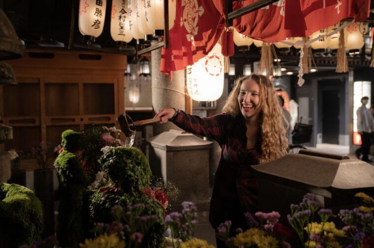 vibrant-photo-shoot-tour-in-osaka