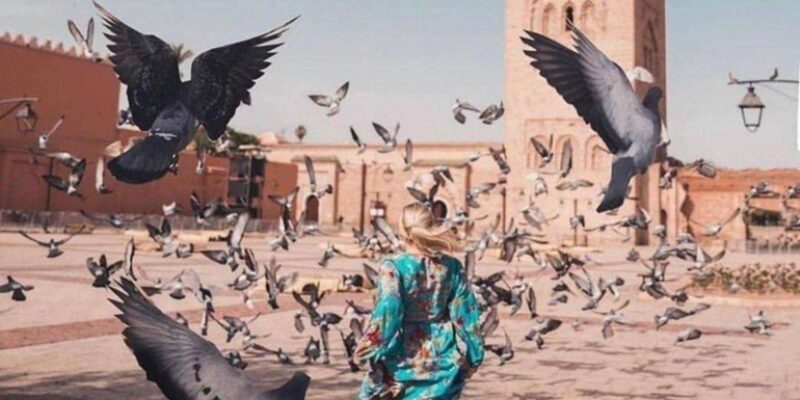 Vibrant Voyages: Explore the Colorful Souks of Casablanca! - Key Points