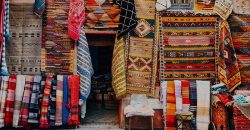 Vibrant Voyages: Explore the Colorful Souks of Casablanca! - Who Should Consider This Tour