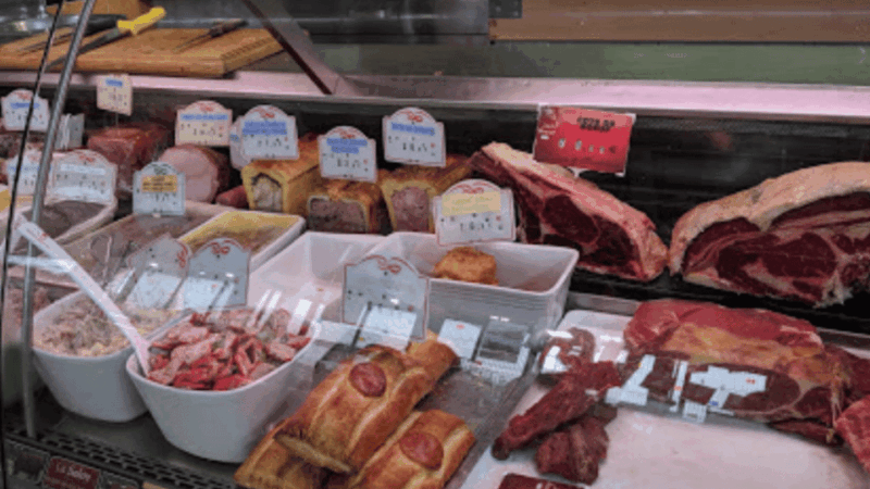 vichy-gourmet-food-walking-tour-taste-bourbonnais-flavors