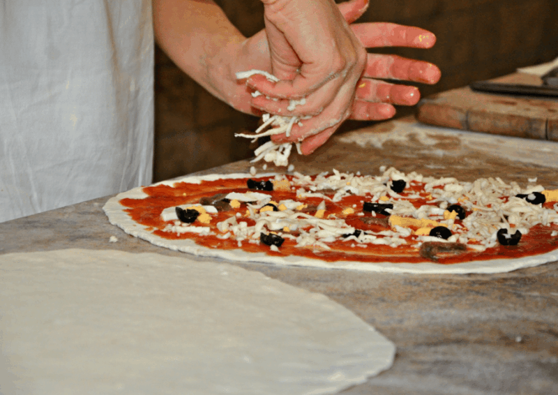 vico-equense-pizza-by-the-meter-preparation-course