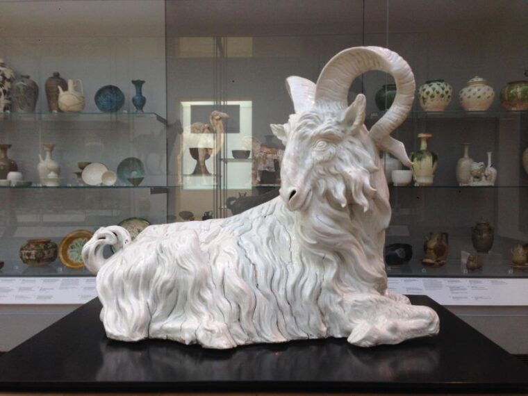 victoria-and-albert-museum-london-private-guided-tour-3-hour