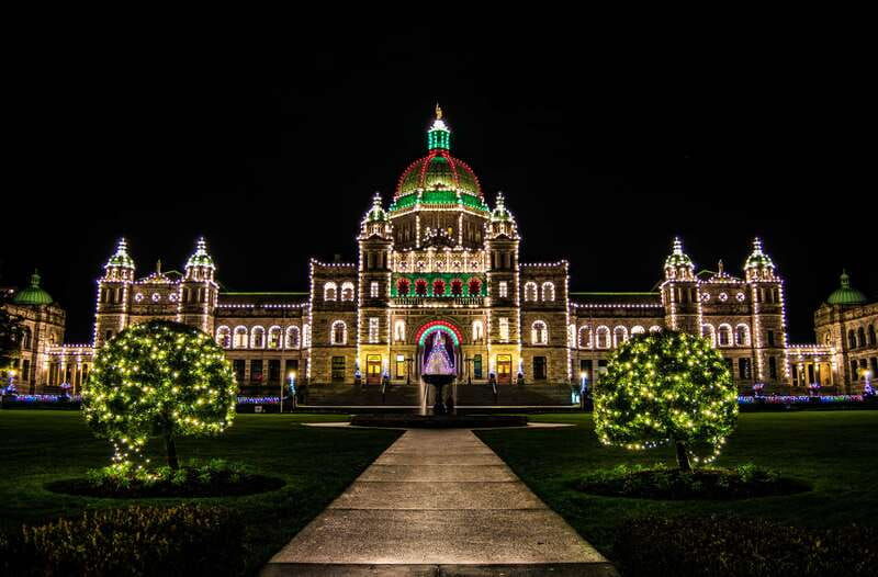 victoria-and-butchart-gardens-christmas-tour
