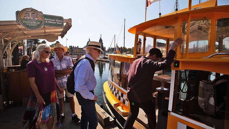 victoria-bites-and-sights-tour-with-food-drinks-and-ferry