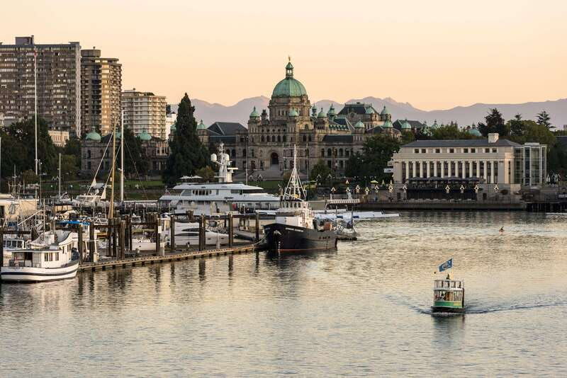 victoria-day-trip-butchart-gardens-afternoon-tea