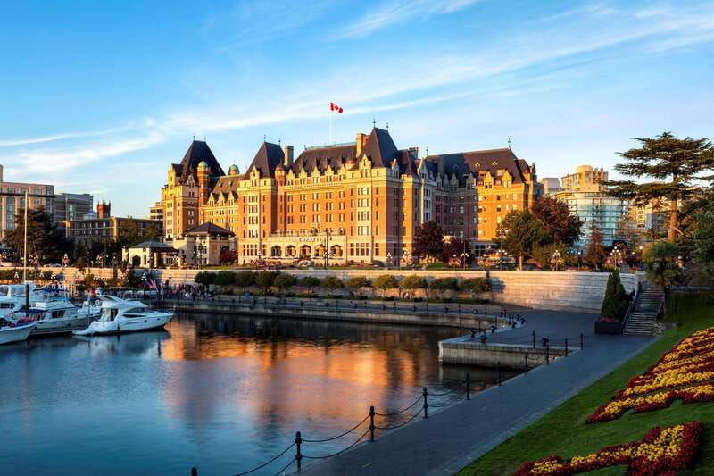 victoria-day-trip-butchart-gardens-afternoon-tea