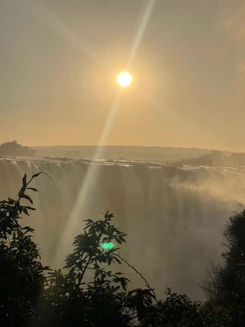 Victoria Falls: Private Sunrise Tour with Lookout Breakfast - Key Points