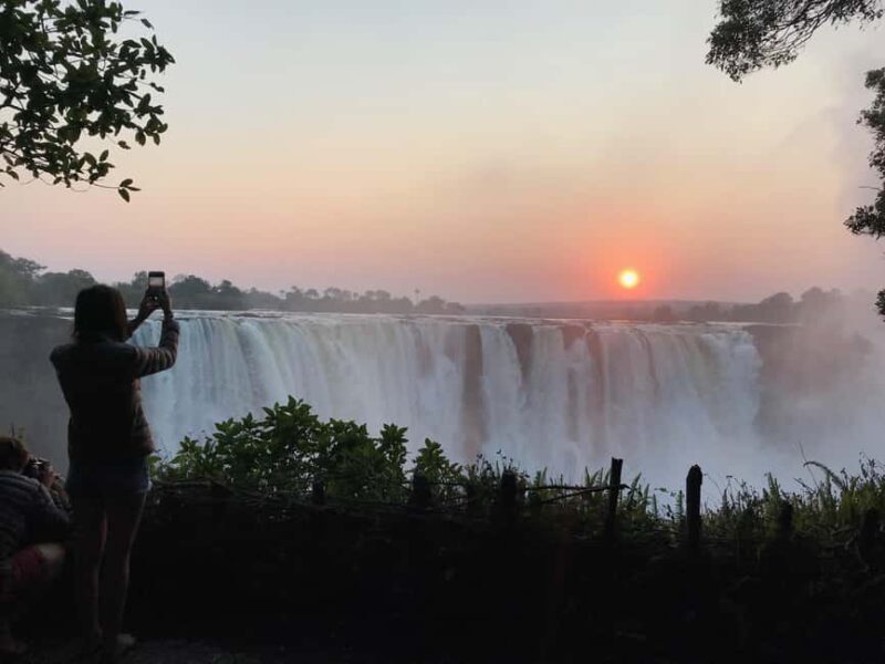 Victoria Falls: Private Zambian and Zimbabwean Sides Tour - Exploring both Sides of Victoria Falls