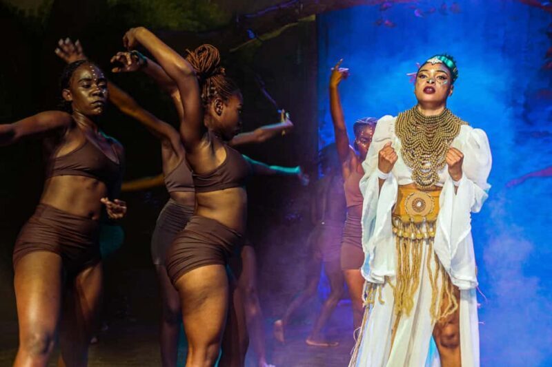 Victoria Falls:Theatre Simunye The Spirit of Africa,Zimbabwe - A Closer Look at the Experience