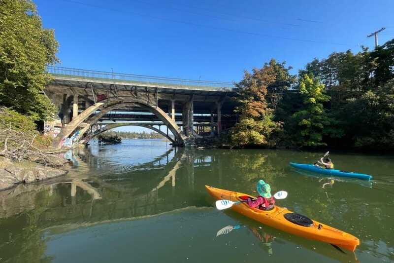 victoria-single-sea-kayak-rental