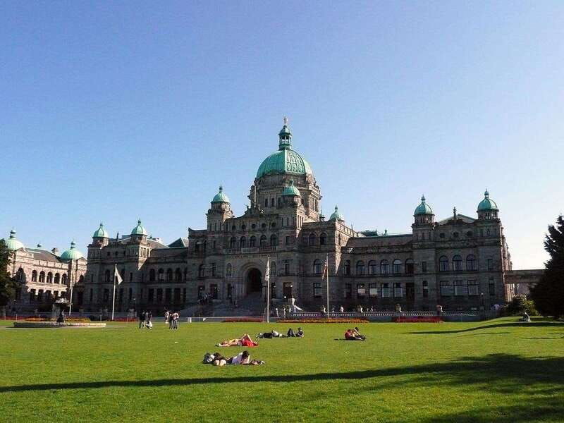 victoria-walking-tour-through-history-and-heritage