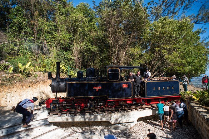 victorian-steam-railway-to-cherry-tree-hill-great-house-option