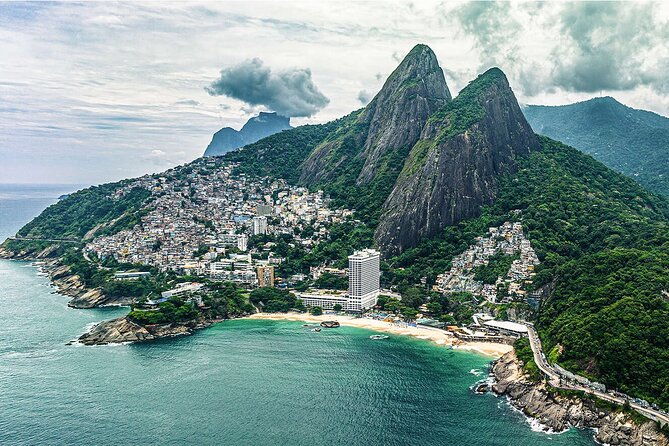 vidigal-favela-tour-by-alan-denis