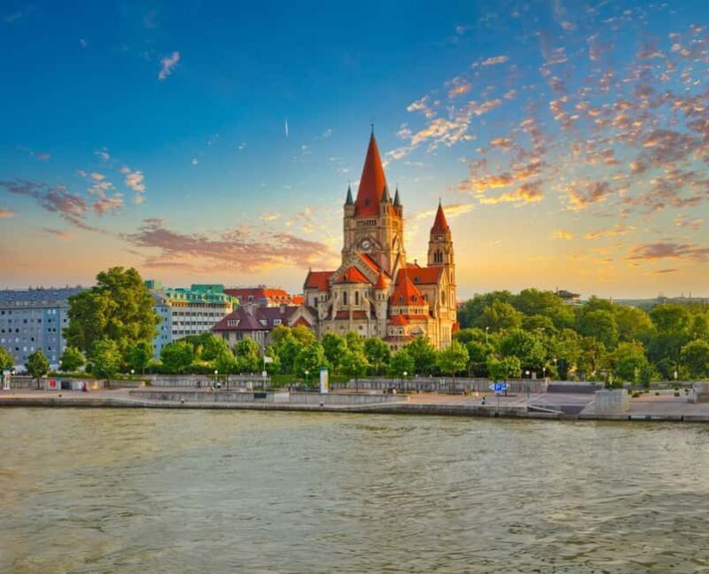 Vienna: 2-hour Danube Panorama Tour - Who Should Consider This Tour?