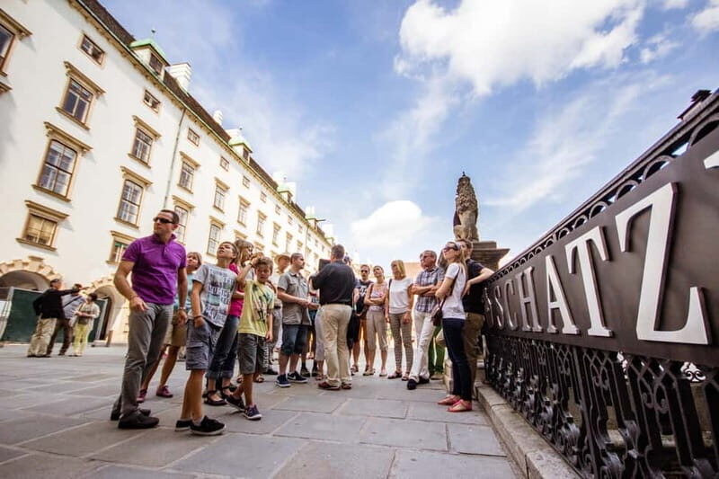Vienna: 2 Hours Sightseeing Walking Tour - Key Points