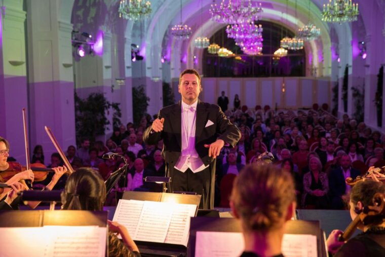 vienna-3-course-dinner-and-concert-at-schonbrunn-palace