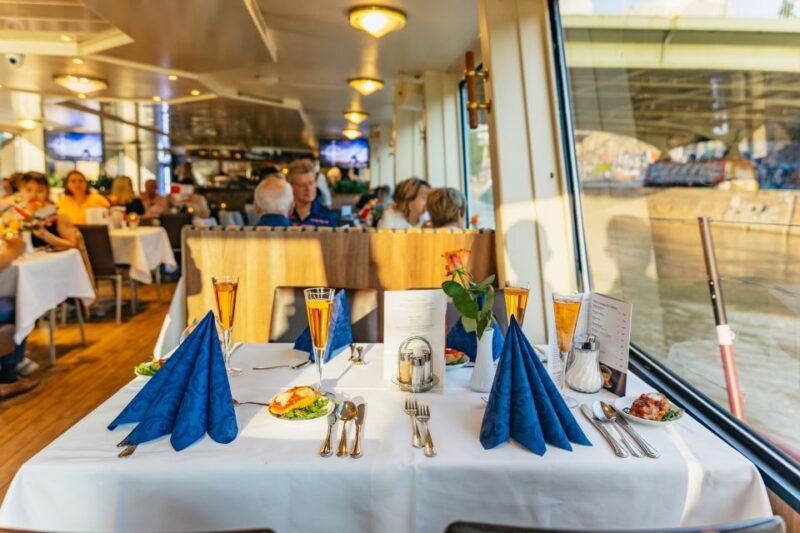 vienna-3-course-evening-dinner-cruise