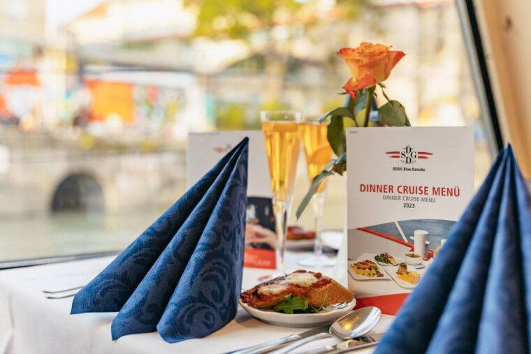 vienna-3-course-evening-dinner-cruise
