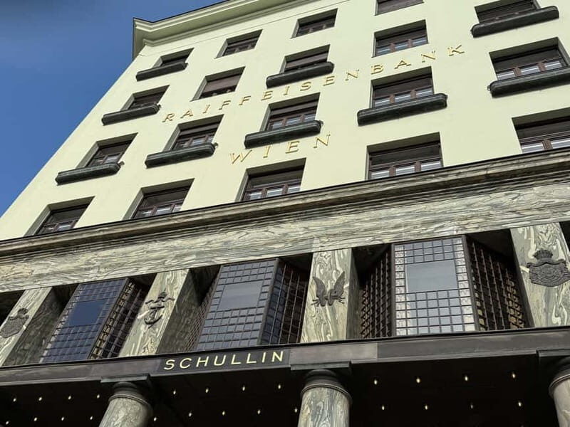 Vienna: a walk through art and architecture in the early 1900s - FAQs