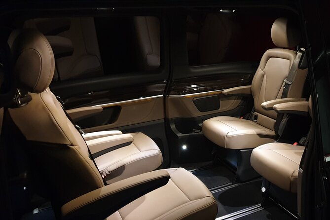 vienna-airport-private-arrival-transfer