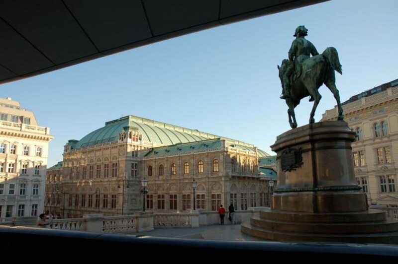 vienna-and-skip-the-line-schonbrunn-palace-private-tour