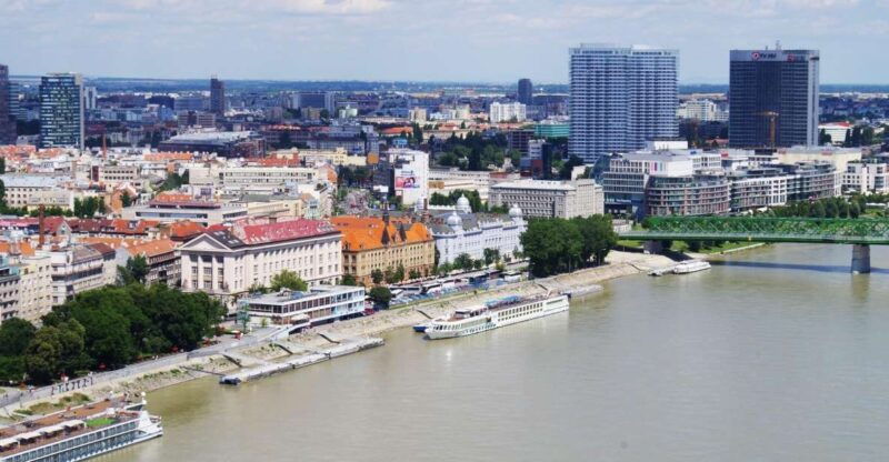 vienna-bratislava-half-day-private-tour