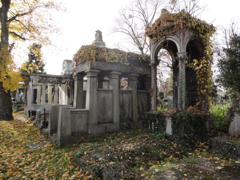 vienna-central-cemetery-guided-walking-tour-with-fascinating-secrets