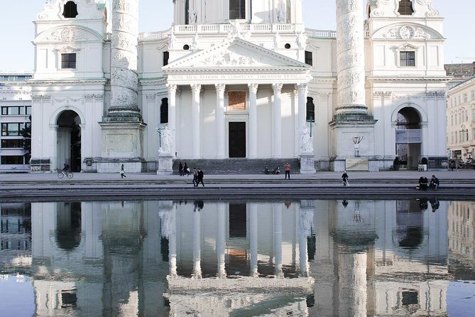 vienna-city-day-tour-in-luxury-eco-friendly-tesla