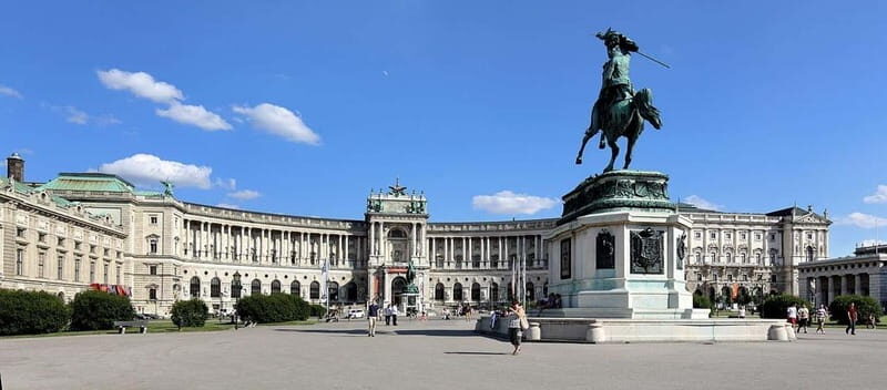 Vienna: City Highlights E-Bike Tour - The Guide: Who Are They?