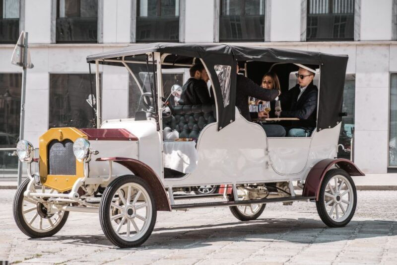 vienna-city-sightseeing-tour-in-an-electro-vintage-car