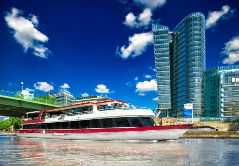 vienna-cruise-and-schnitzel-tour