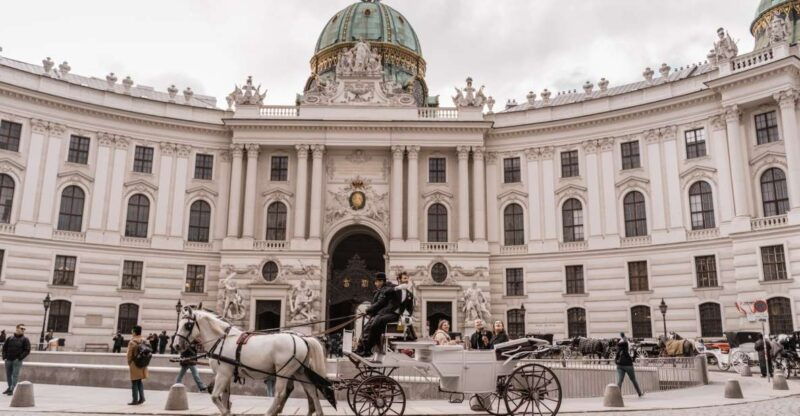 vienna-culinary-horse-drawn-carriage-experience