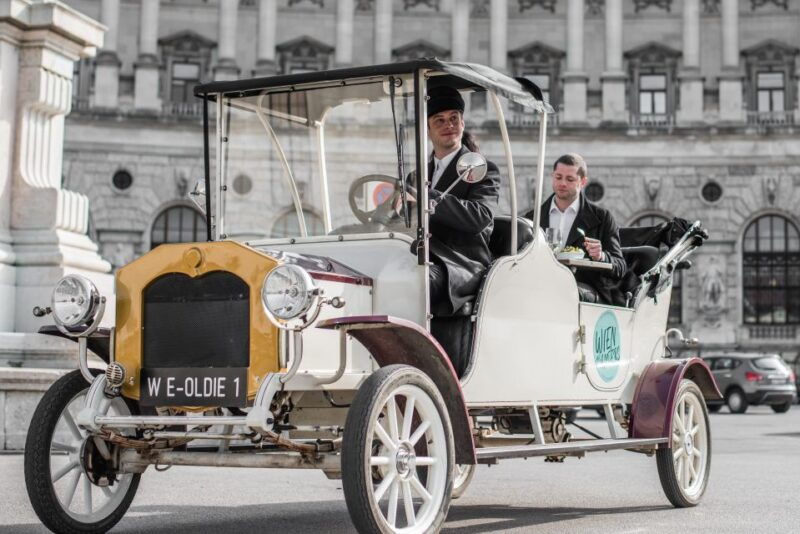 vienna-culinary-sightseeing-tour-in-an-electric-vintage-car