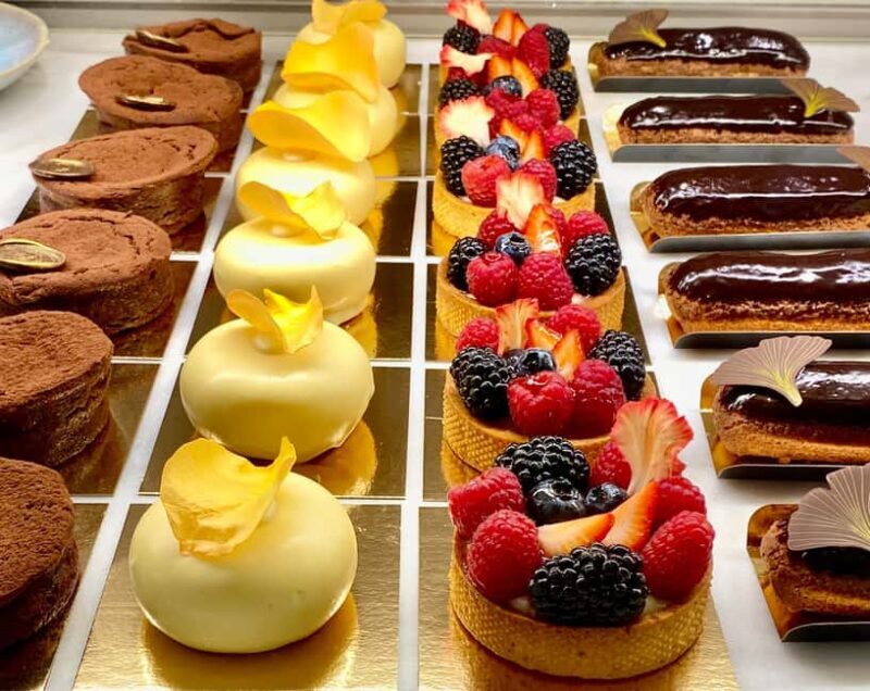 Vienna: Discover Scandals with Cake - Value and Practicality