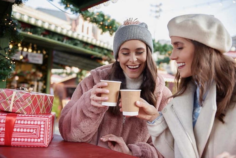Vienna: Enchanting Christmas Markets Tour with Local Snacks - The Appeal of This Tour