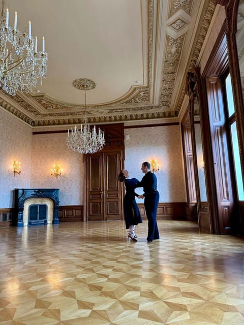 vienna-exclusive-waltz-ball-workshop-at-the-palace-hotel