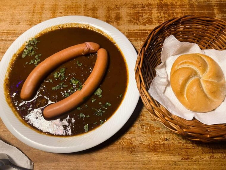 vienna-food-tasting-tour-in-hidden-gems-small-groups