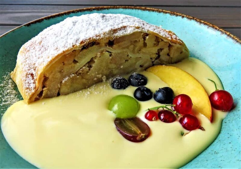 Vienna: Food tasting tour of Hidden Gems (Small Groups) - A Closer Look at the Food Tour