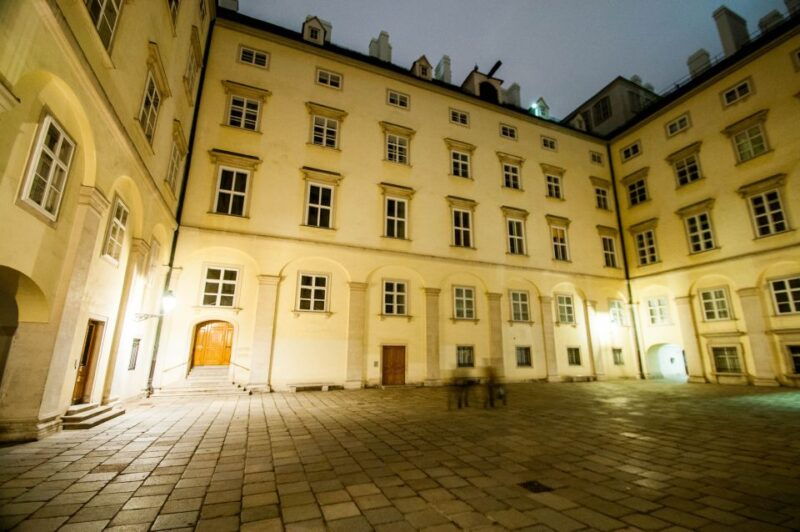 vienna-ghosts-and-legends-guided-nighttime-walking-tour