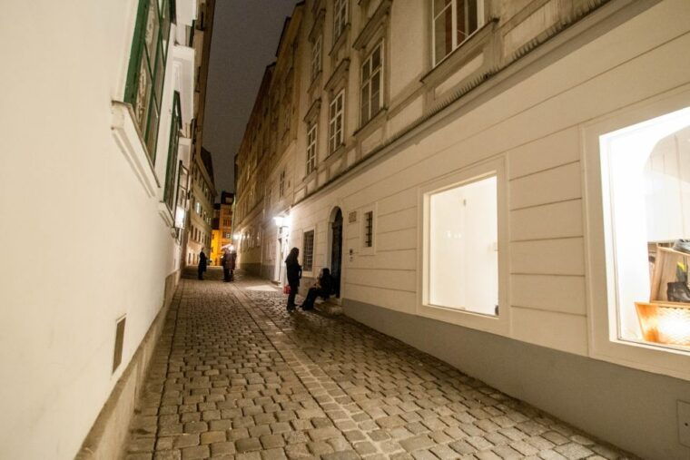vienna-ghosts-and-legends-guided-nighttime-walking-tour