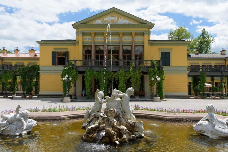 Vienna: Gmunden, Ischl, Traunkirchen, Hallstatt Private Tour - Hidden Gems in Traunkirchen