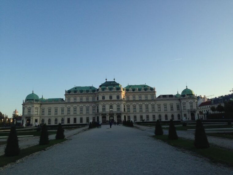 vienna-guided-e-bike-tour