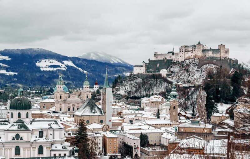 Vienna: Hallstatt & Salzburg Day Trip & Guided Tour - Hallstatt – A Fairytale Town