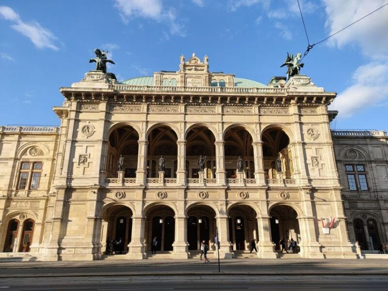 vienna-historical-highlight-city-tour-hofburg