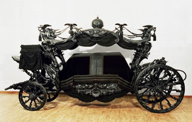 vienna-imperial-carriage-museum-in-schonbrunn-palace-ticket