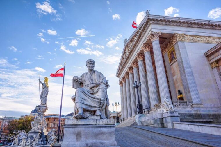 vienna-insta-perfect-walk-with-a-local