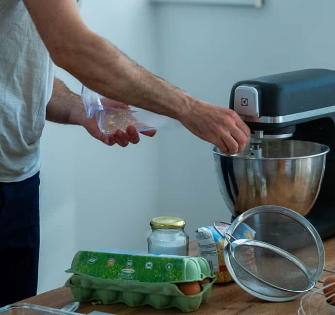 Vienna: Italian-Austrian Pastry Baking Class with Drink - Who Will Love This Class?