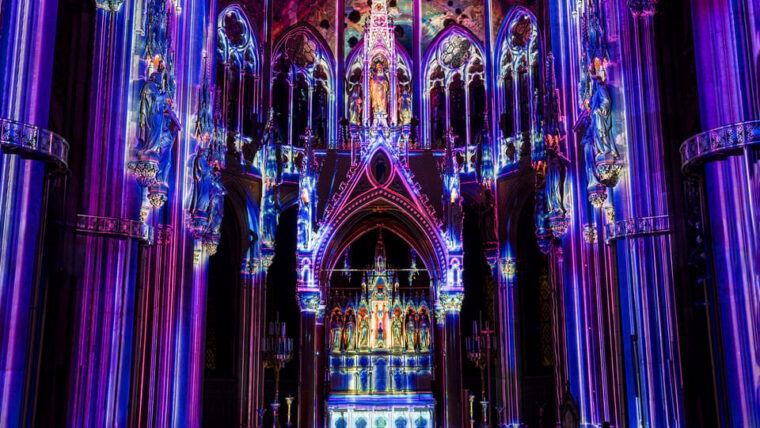 vienna-light-of-creation-votive-church-immersive-light-show